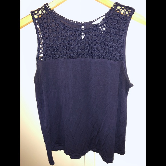 H&M Tops - H&M Feminine Detail Tank Top